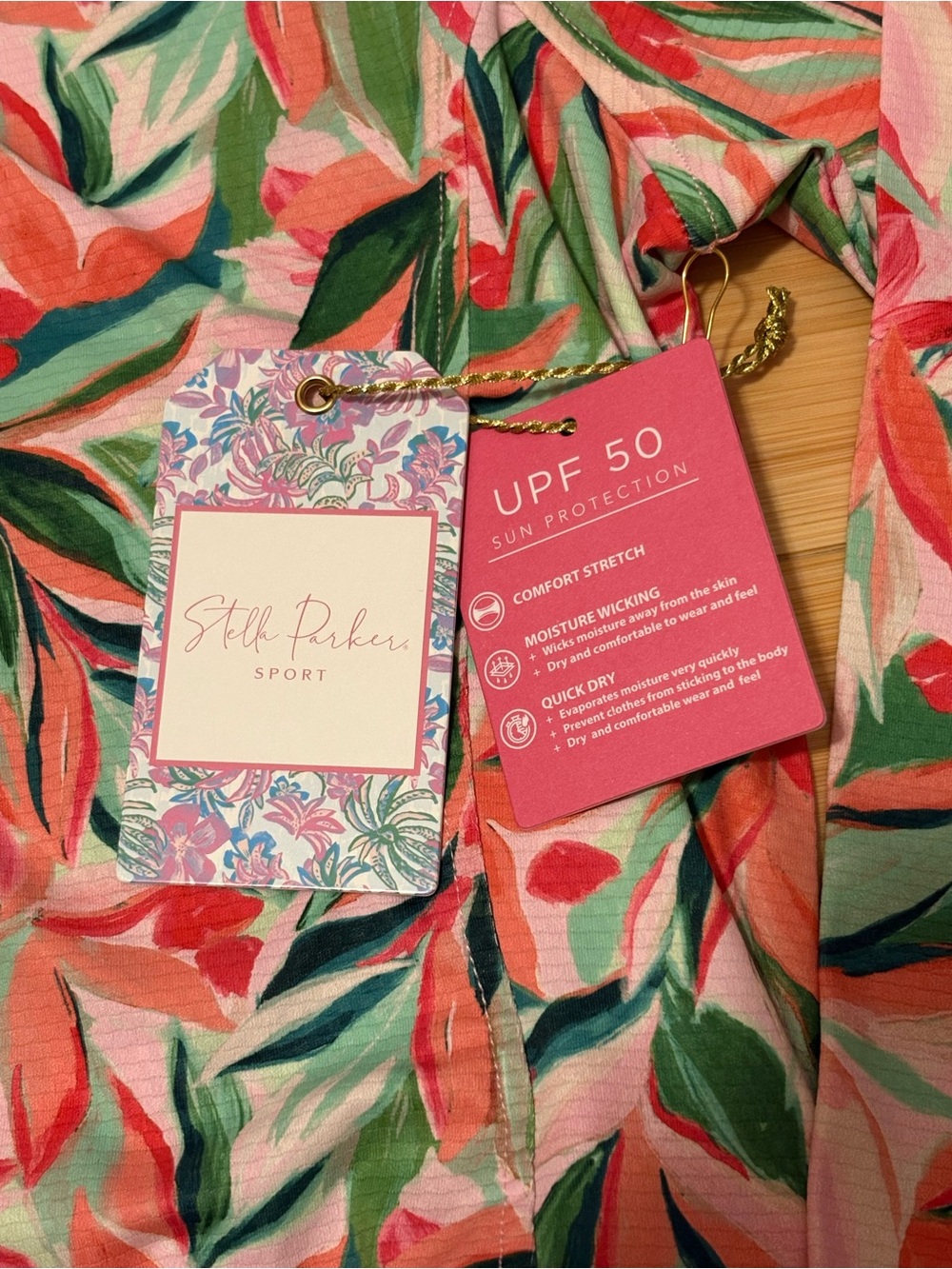 Stella Parker Women’s Floral UPF 50 Half Zip in Coral & Green - Picture 7 of 7